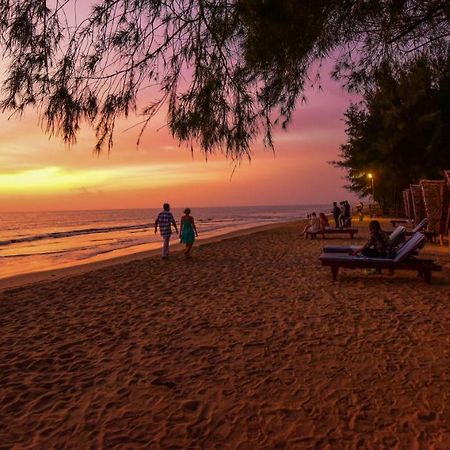 The Nattika Beach Resort Thrissur Екстериор снимка