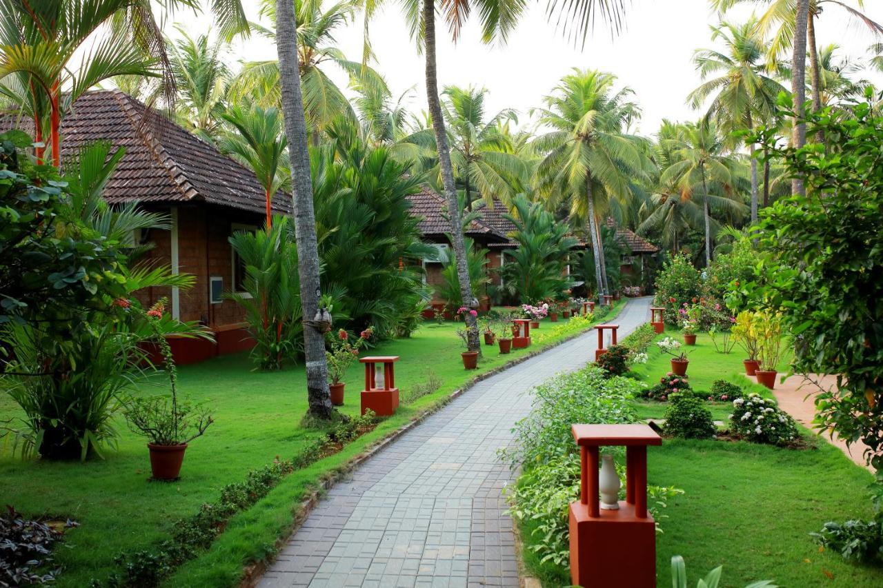 The Nattika Beach Resort Thrissur Екстериор снимка