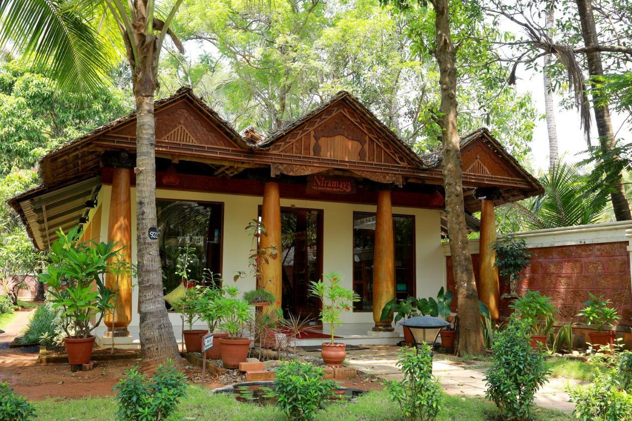 The Nattika Beach Resort Thrissur Екстериор снимка