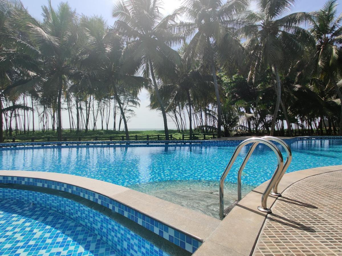The Nattika Beach Resort Thrissur Екстериор снимка